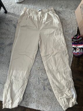 Aritzia zipper side lined joggers